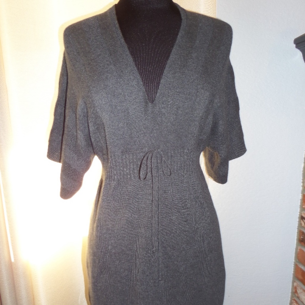Max Studio size S sweater dress short sleeve gray